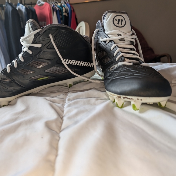 Warrior Burn 8.0 cleats - size 13 - Picture 3 of 9